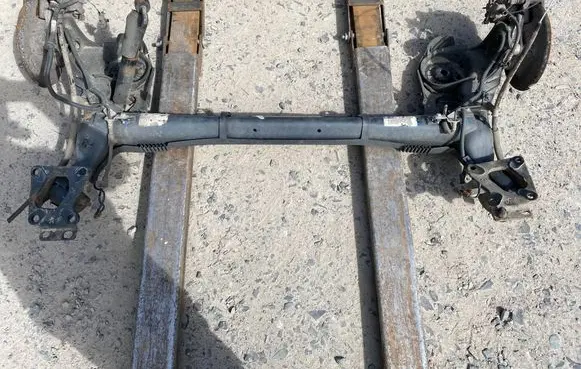 Opel Combo E Rear axle beam 