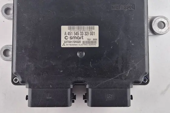 Smart ForTwo II Gearbox control unit/module A4515453332 G2T60172H3ZE