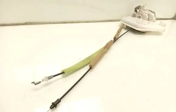 Mazda 6 Front door lock SPLK70R2