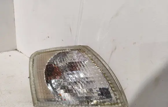 Front indicator light