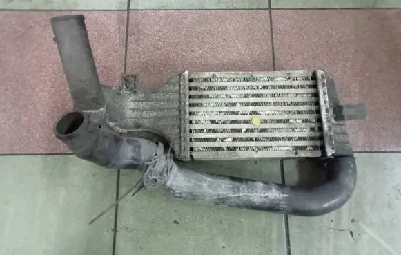 Opel Astra G Intercooler radiator 9129353