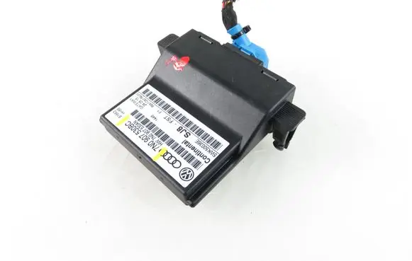 Volkswagen PASSAT CC Gateway control module 7N0907530BC