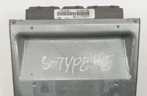 Jaguar S-Type Engine control unit/module ECU XR8A-12A650-NBA