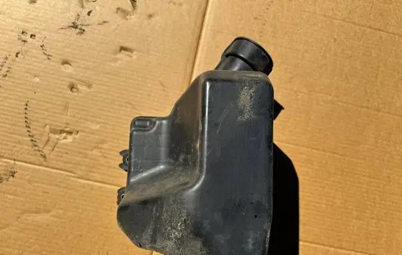 KIA Sportage Intake resonator 281901F000