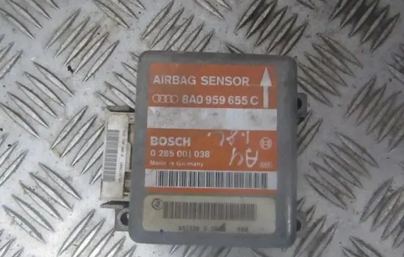 Audi A4 S4 B5 8D Airbag control unit/module 8a0959655c 0285001038