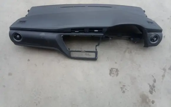 Toyota Auris E180 Dashboard