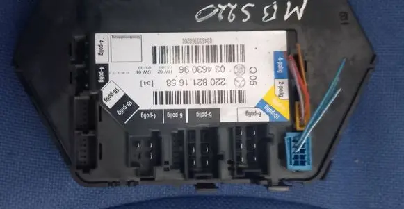 Mercedes-Benz S W220 Door control unit/module 2208211658 03463096 034630960201