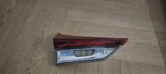 Toyota Auris E180 Tailgate rear/tail lights