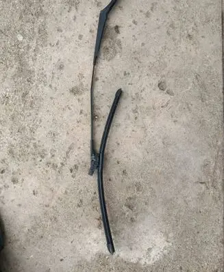 Volkswagen Golf Plus Front wiper blade arm 5M0955410A