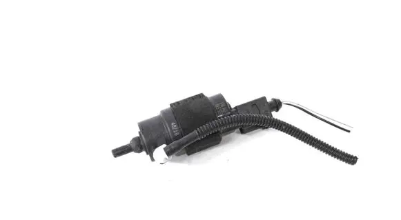 Audi A4 S4 B9 8W Windscreen/windshield washer pump 8K5955647