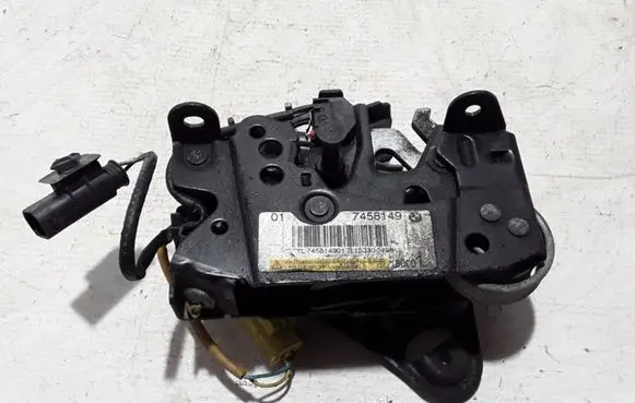BMW 5 F10 F11 Engine bonnet (hood) release handle 7458149