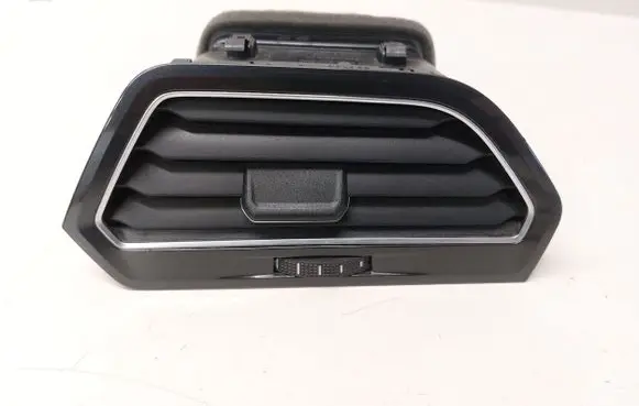 Volkswagen Tiguan Dashboard side air vent grill/cover trim 5NB319248 5NB819704