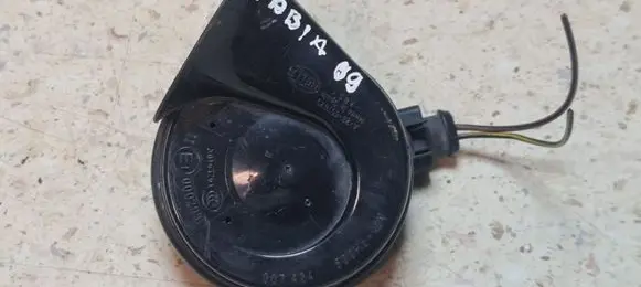 Skoda Fabia Mk2 (5J) Horn signal A28657625 E1000209 007424