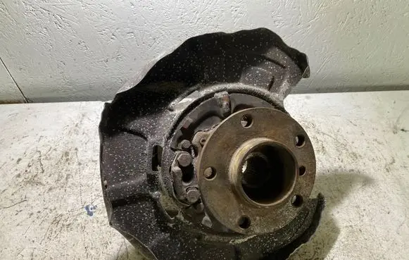 BMW X5 E70 Rear wheel hub