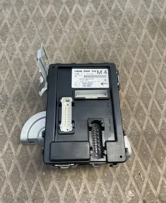 Nissan Juke I F15 Comfort/convenience module 284B1BV80B