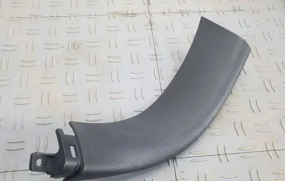 KIA Sorento Centre console side trim rear 81740C5000