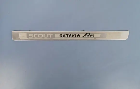 Skoda Octavia Mk3 (5E) Front sill trim cover 5E0853814C
