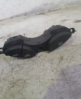 Ford Focus A set of switches 