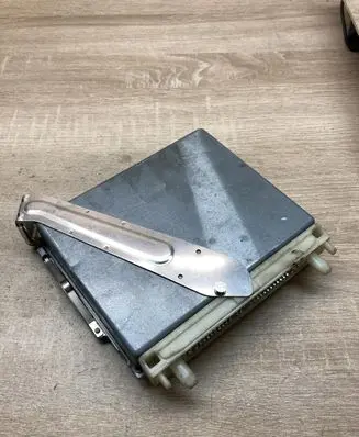 Volvo S70 V70 V70 XC Engine control unit/module ECU P01270297 0281001592