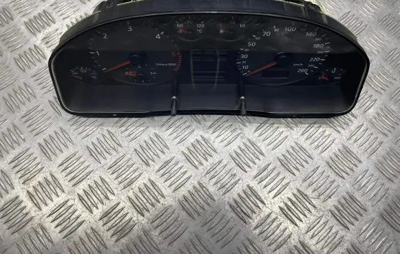 Audi A6 S6 C5 4B Speedometer (instrument cluster) 4B0919860NX 110308888011