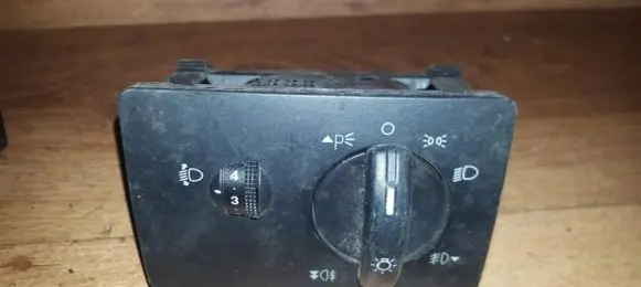 Ford Focus Light switch 4m5t13a024ma gogma