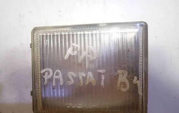 Volkswagen PASSAT B4 Front reflector 12-5077