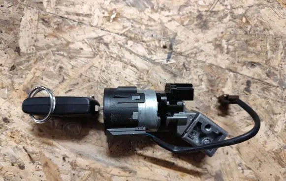 Citroen C4 Grand Picasso Ignition lock 36410600 9663123380