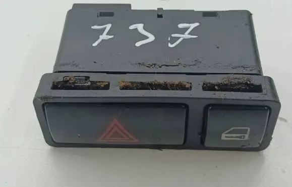 Hazard light switch