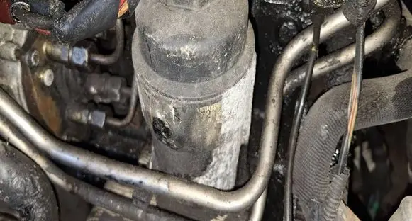 Opel Zafira A Oil filter cover