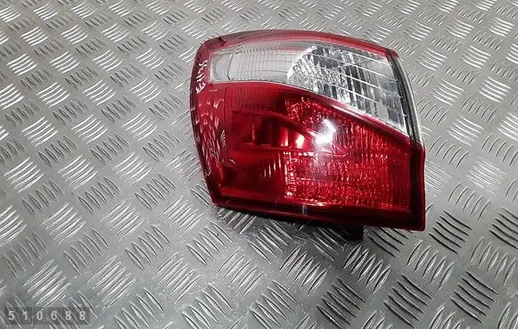 Rear/tail lights