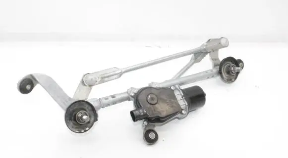 Nissan Leaf II (ZE1) Front wiper linkage and motor