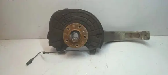 Maserati Levante Front wheel hub 670106872