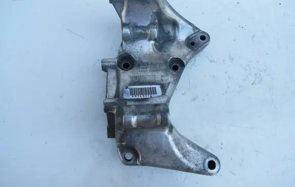 Volvo XC60 Generator/alternator bracket 31430704 CH1BB P31430704
