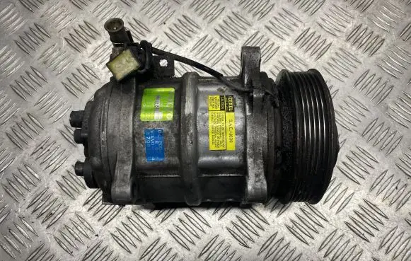 Volvo V70 Air conditioning (A/C) compressor (pump) 9171345 506011 864B883951