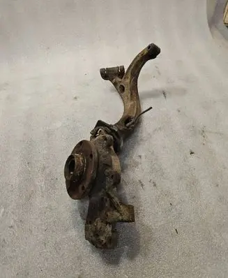 Volkswagen PASSAT B5.5 Front wheel hub
