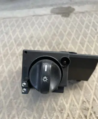 Mercedes-Benz E W210 Light switch 2105451404 732916