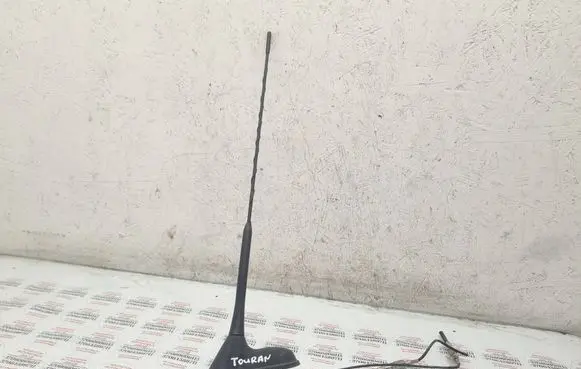 Volkswagen Touran I Radio antenna 