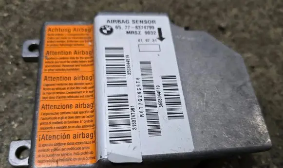BMW 5 E39 Airbag control unit/module 65778374799