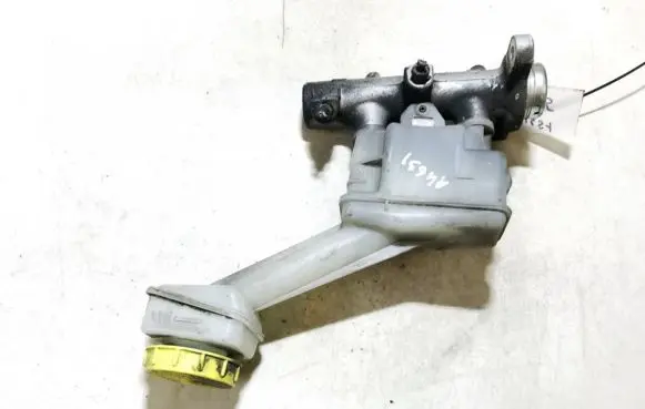 Nissan X-Trail T30 Master brake cylinder
