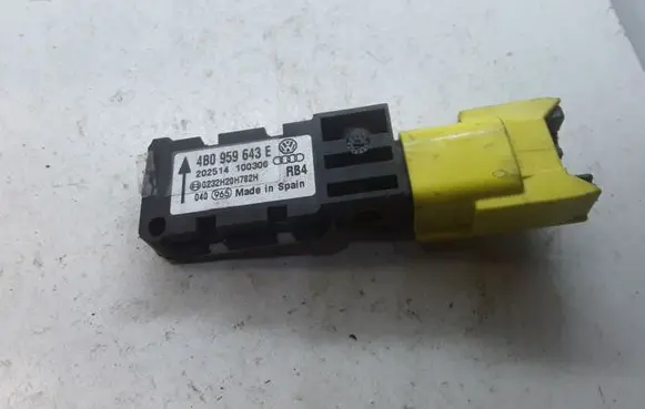 Audi A6 S6 C5 4B Airbag deployment crash/impact sensor 4B0959643E 202514