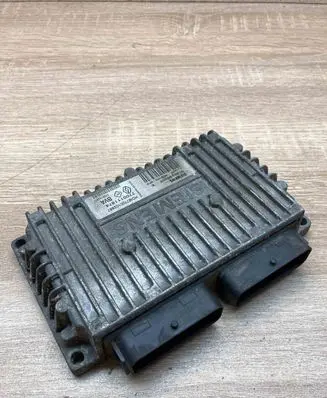 Renault Clio II Gearbox control unit/module HOM7700102887 7700111874 S105280005E