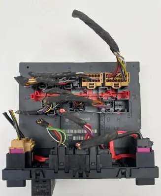 Volkswagen PASSAT B6 Comfort/convenience module 3C0937049J