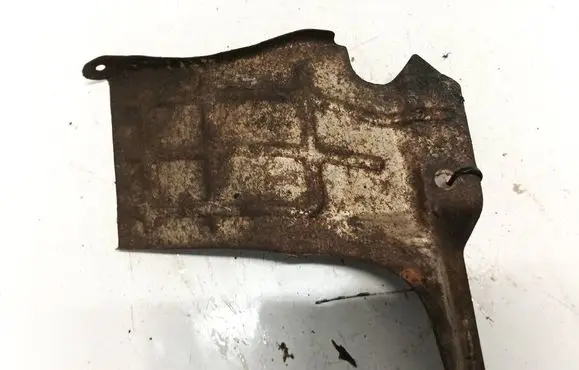 Nissan Quest Exhaust heat shield 