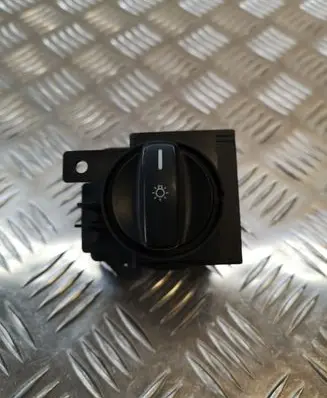 Mercedes-Benz B W245 Light switch 1695451004 32220101 0458030