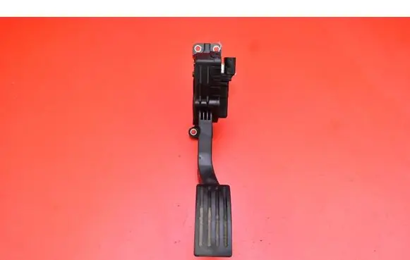 Mazda 3 I Accelerator throttle pedal 4M51-9F836-AH