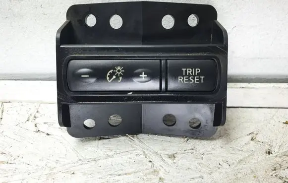 Nissan Pulsar Other switches/knobs/shifts