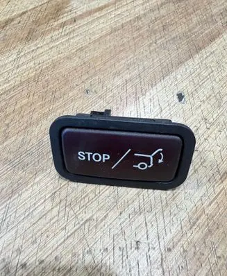 Mercedes-Benz C W204 Tailgate/trunk/boot open switch 2128210651 31020305