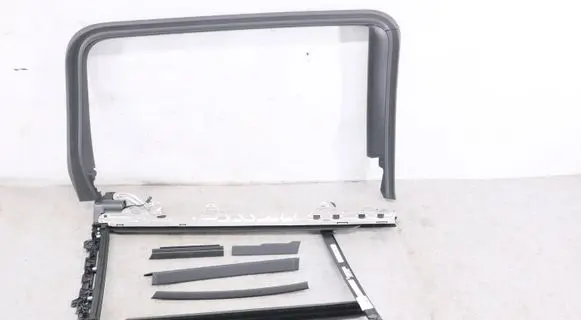 BMW X7 G07 Rear door window curtain/sunshade 7460477 51357460477 106048650C