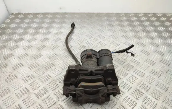 Jaguar XE Rear brake caliper FK722K328BD