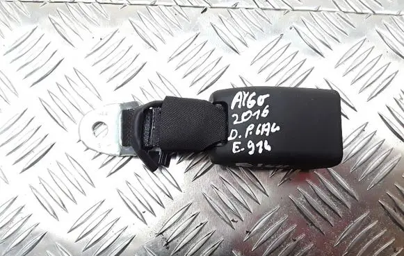 Toyota Aygo AB40 Rear seatbelt buckle